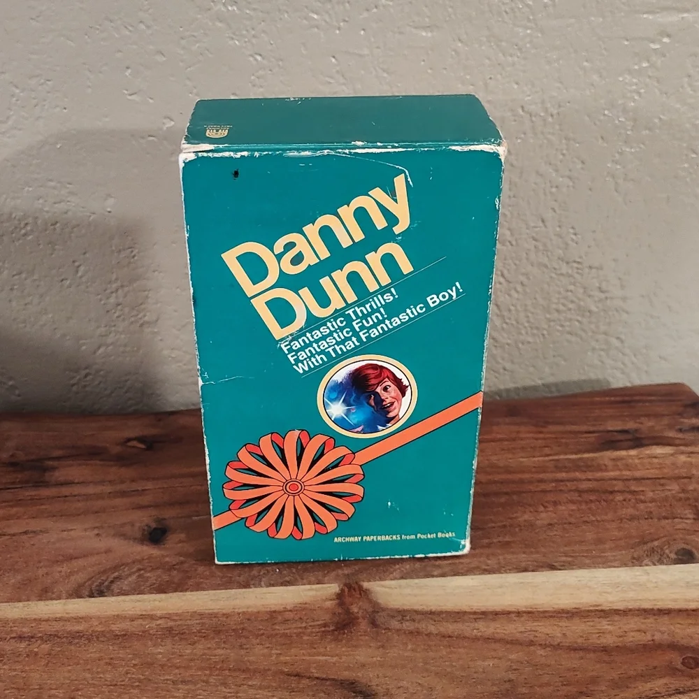 Danny Dunn #6-10 Fantastic Thrills & Fun Science Fiction Book Box Set - Picture 8 of 8